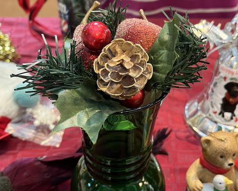 Holiday items at a reuse event
